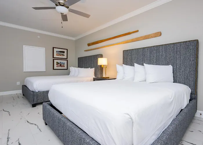 Phoenix Ii 1503 Apartment